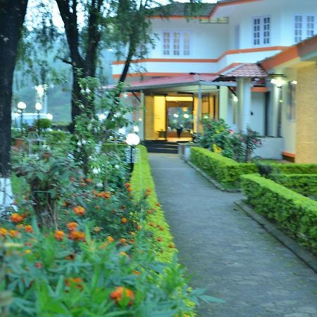 Royal Retreat Hotel Munnar Buitenkant foto