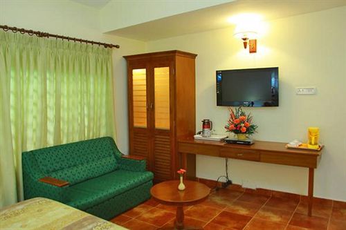 Royal Retreat Hotel Munnar Buitenkant foto